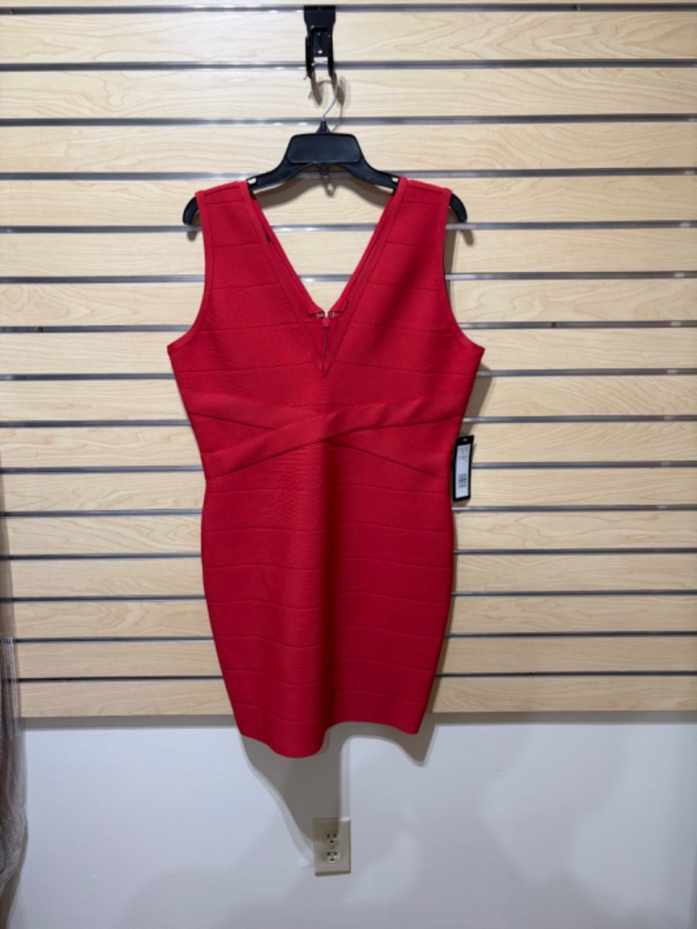 Bebe red bandage bodycon deep vneck and criss cross waist detail size XL